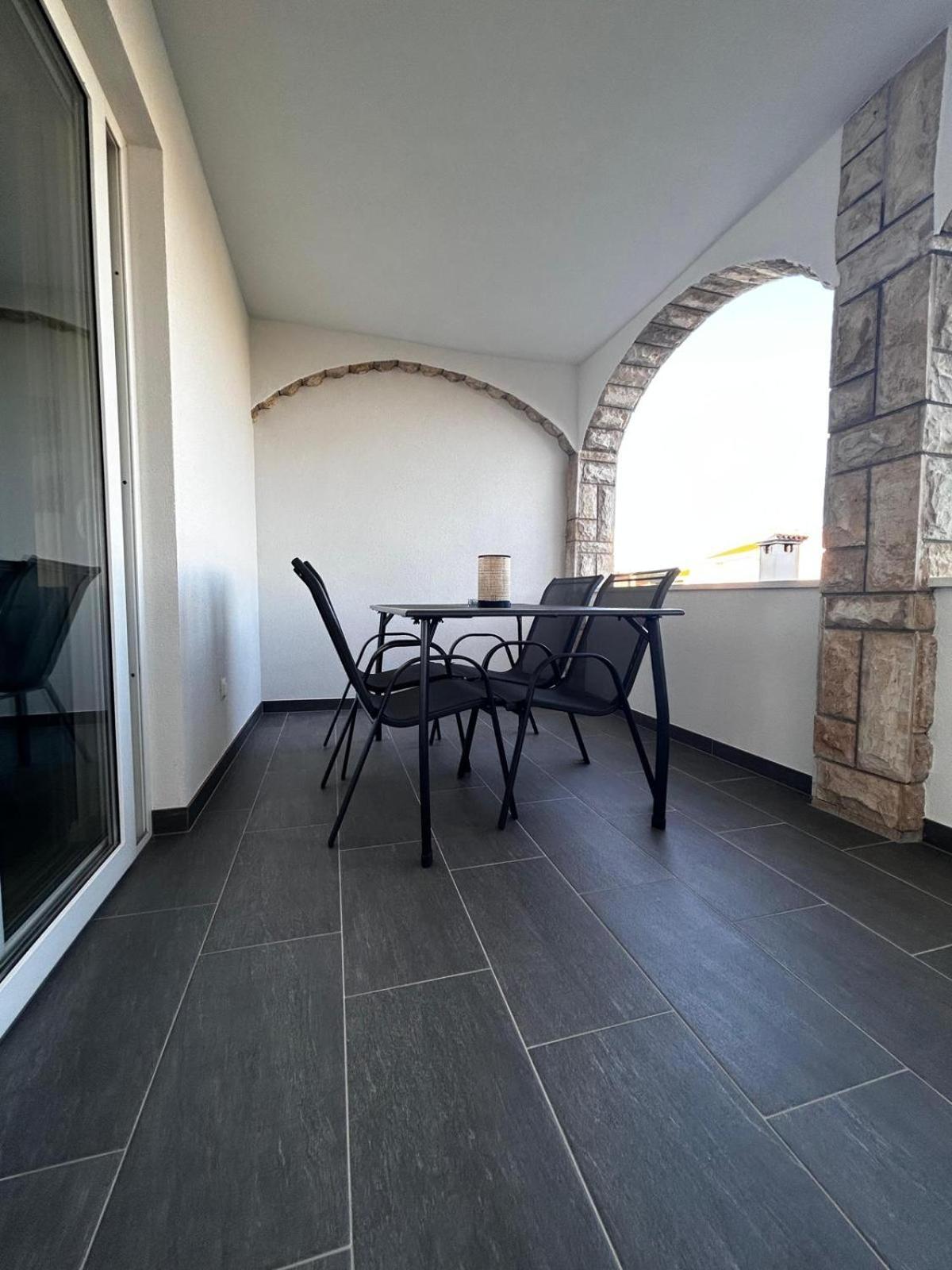 Apartments Kafadar, Okrug Gornji Trogir Rom bilde